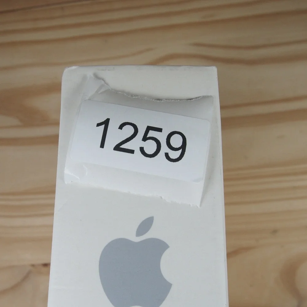 Apple AirPort Extreme Base Station A1143 2nd Gen MB053LL/A 802.11n WiFi‎ Router